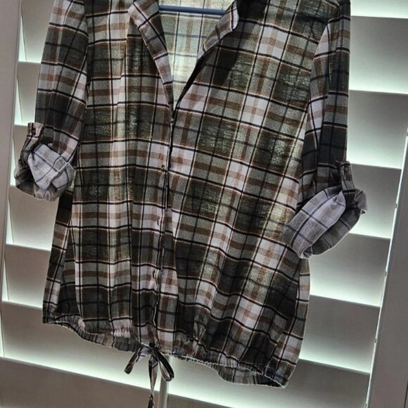 Eden & Olivia Plaid Button-Up Shirt 3/4 Roll Tab Sleeves Women's Large - Picture 1 of 12